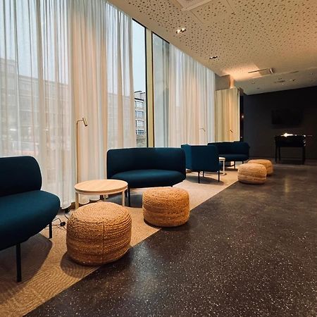 Meininger Hotel Bremen Hauptbahnhof Экстерьер фото