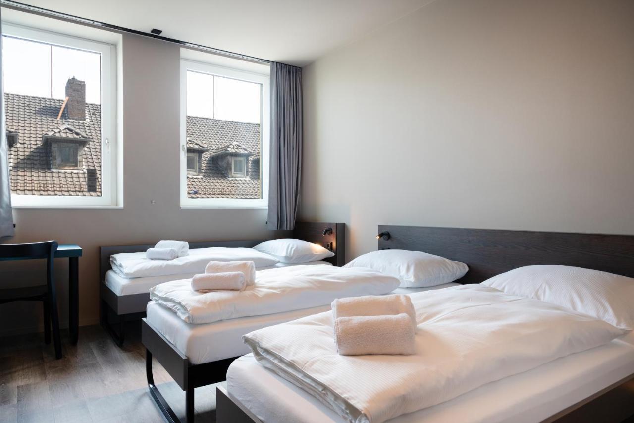 Meininger Hotel Bremen Hauptbahnhof Экстерьер фото