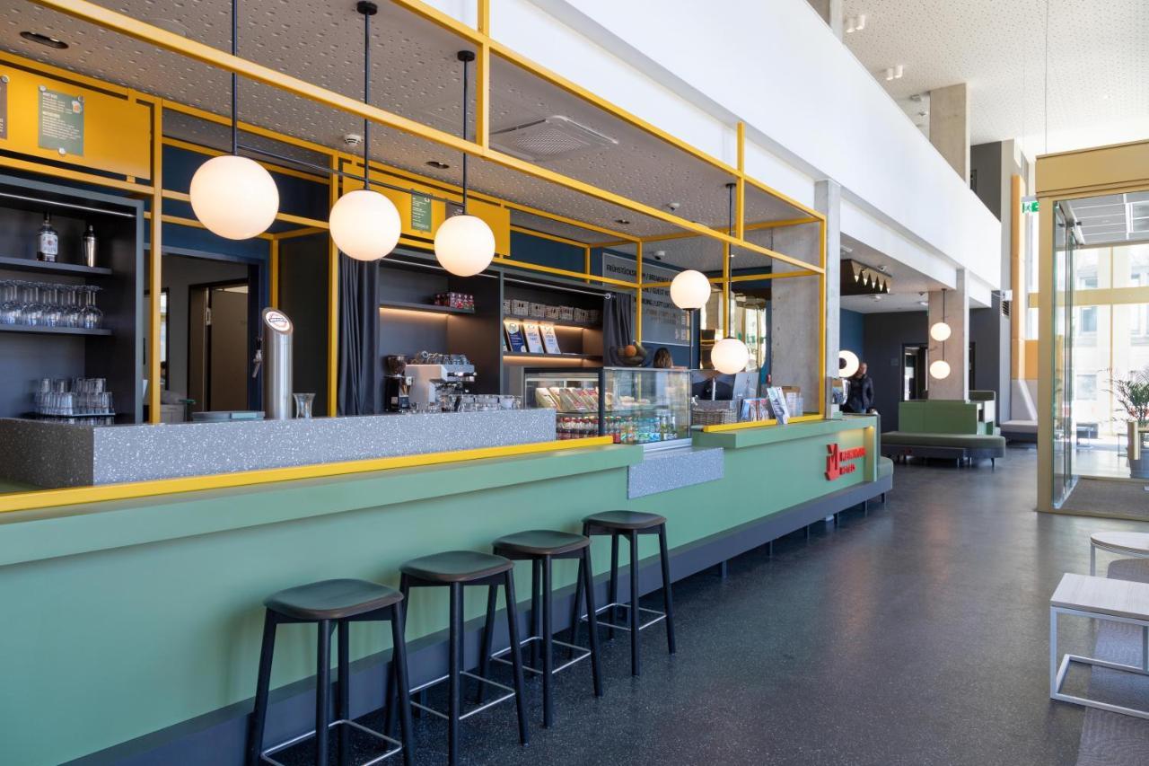 Meininger Hotel Bremen Hauptbahnhof Экстерьер фото