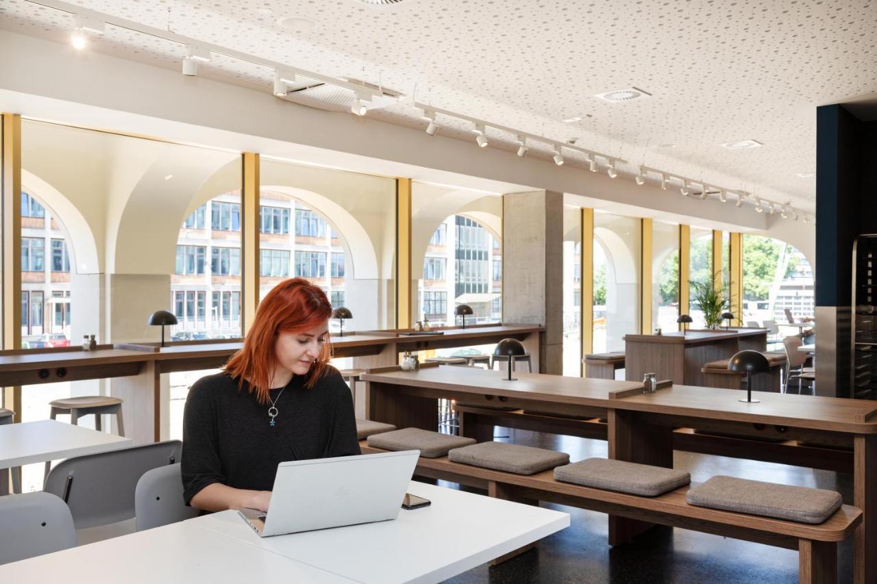 Meininger Hotel Bremen Hauptbahnhof Экстерьер фото