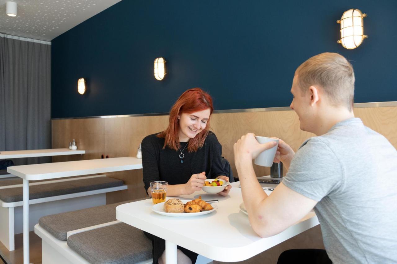 Meininger Hotel Bremen Hauptbahnhof Экстерьер фото